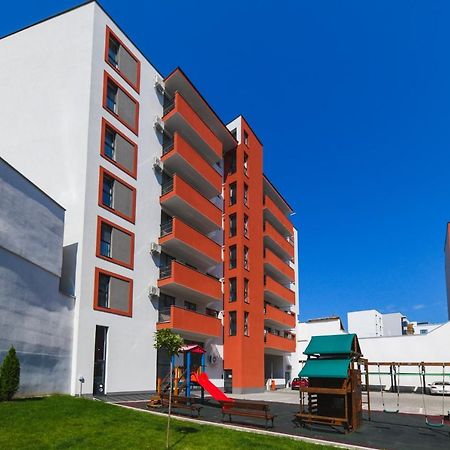 Panoramic Apartment With Terrace Cluj-Napoca Exterior foto